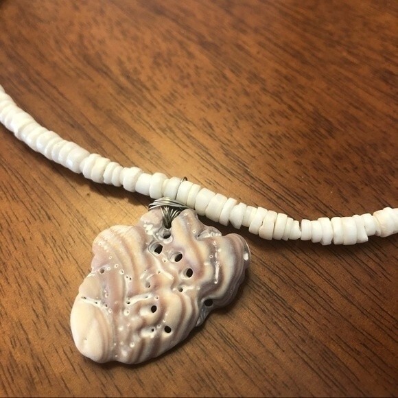 Handmade Necklace White Wire-Wrapped Found Shell Pendant with Puka Shell Beads - Picture 3 of 5